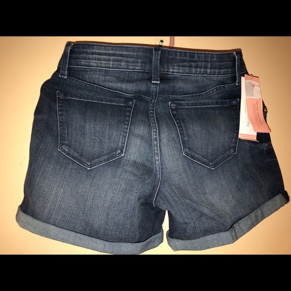 Short - Picture 2 of 2